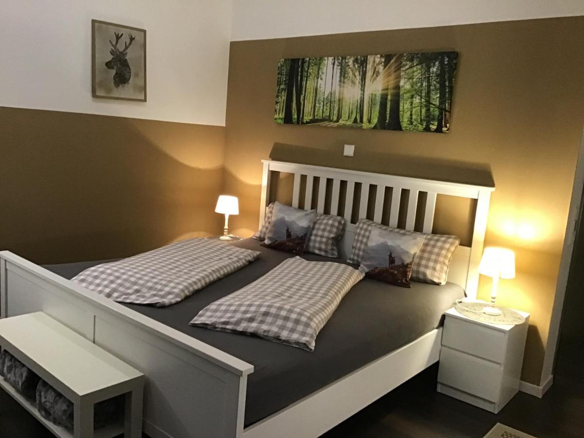 Private Zimmervermietung "Appartement Rosi" Reisbach Exterior foto